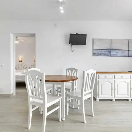 Apartment Castellsol 203 *